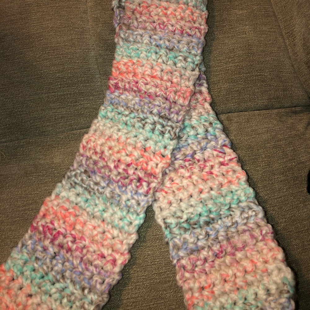 Small children’s scarf